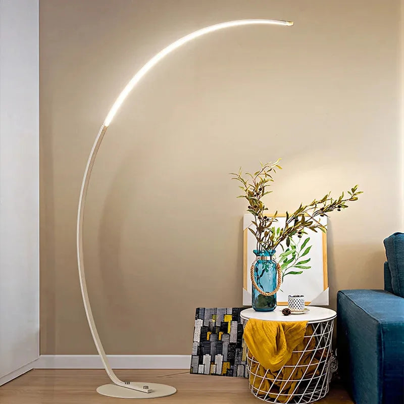 Lámpara arco LED minimalista, luz escultural, regulable, moderna y envolvente